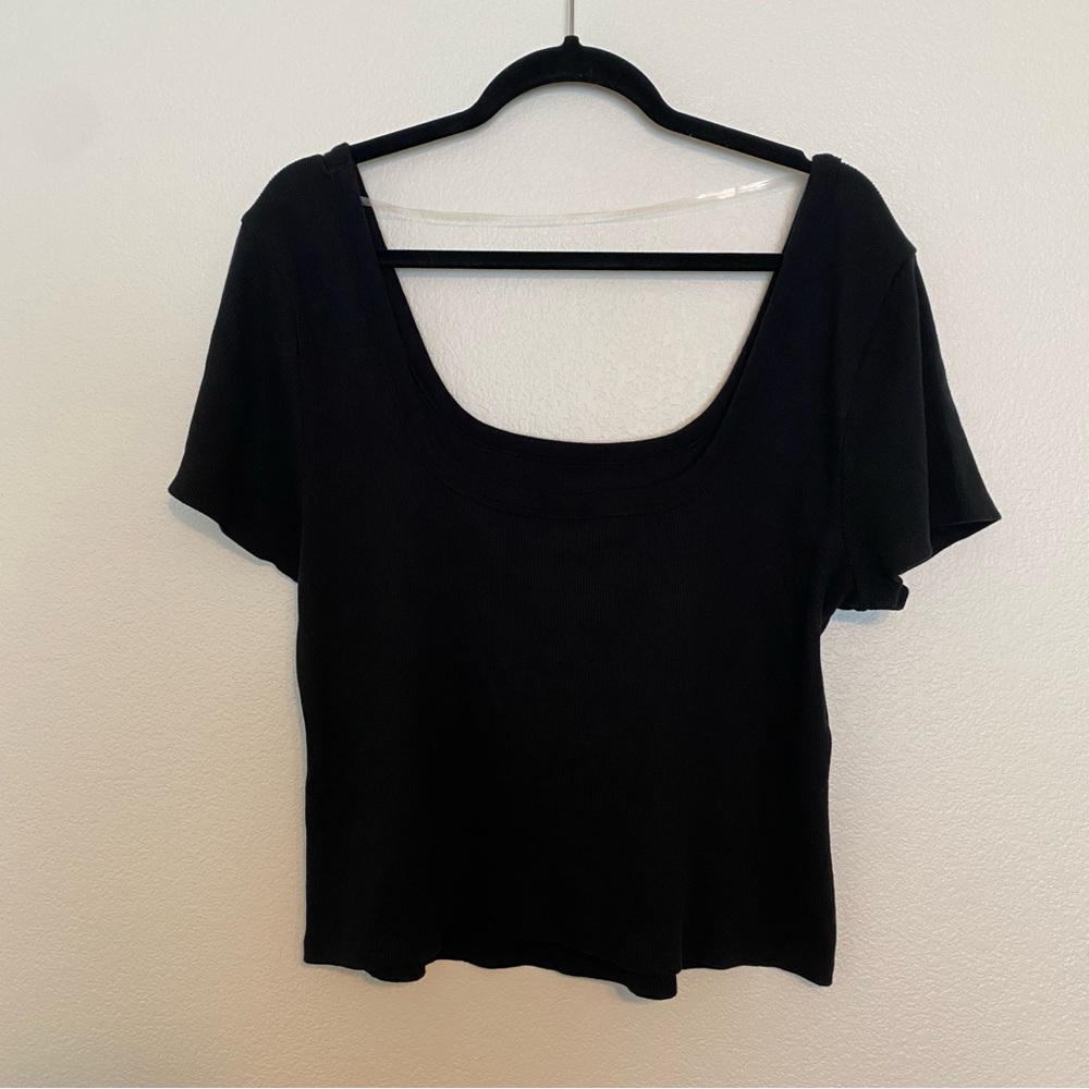 NWOT Universal Thread Black Scoop Neck Blouse